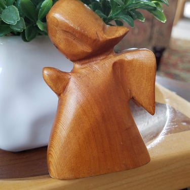 Small Vintage Wood Angel~Wood Sculpture Angel~Christmas Angel Stocking Stuffer~Shadow Box Item~JewelsandMetals 