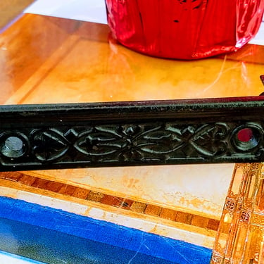 Antique Cast Iron Cabinet Pull~Eastlake Iron Pull~Rustic Iron Drawer Pull~Industrial Metal~Iron Hardware~Ornate design~JewelsandMetals 