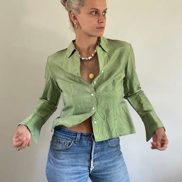 90s blouse / vintage sea foam green silk crepe crinkle cropped french cuffs shirt blouse | Medium 