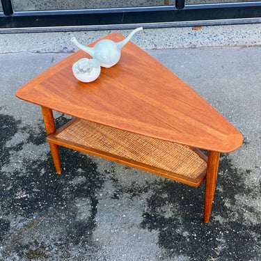 Unique Teak Triangular Side Table w/ Lower Woven Cane Shelf
