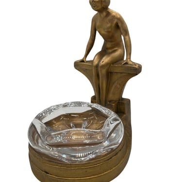 Nuart Art Deco Nude Woman Seated Over a Pool Bronze and Crystal Ashtray 