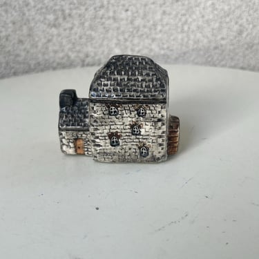 Vintage Miniature Watermill House By Tey Pottery England Countryside Collection. 