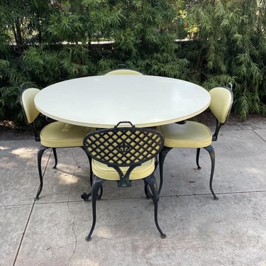 Thinline Patio Set | Fleur de Lis design | black cast aluminum | yellow cream cushions | 1960s balcony set 