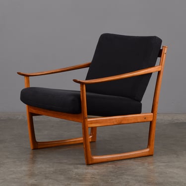 Peter Hvidt FD130 Danish Modern Lounge Chair Teak and Charcoal 