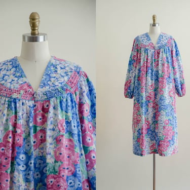 blue floral cotton robe | 80s vintage Komar balloon sleeve poppy hydrangea nightgown house coat 