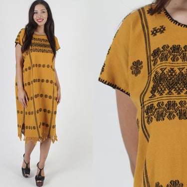 Traditional Mexican Caftan Dress / Vintage Gautemalan Woven Kaftan Sundress / Black And Gold Geometric Beach Cover Up 
