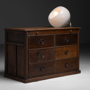 Oak Chest of Drawers / Vacuna Lamp