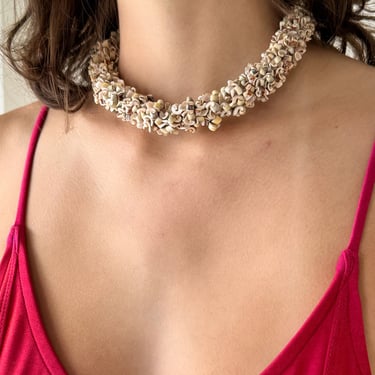 Chunky Curly Shell Necklace