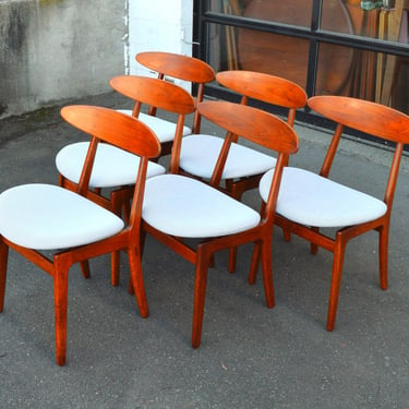 Set of 6 Teak Dining Chairs w/ Floating Seats &#038; Cream Fabric by Vilhelm Wohlert