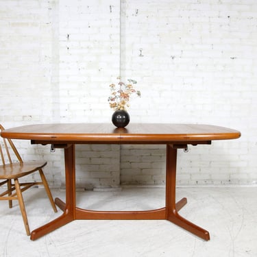 Vintage Scandinavian teak wood oval dining table w/2 extension leaves by DYRLUND Denmark | Free delivery only in NYC and Hudson Valley areas 