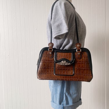 Vintage Embossed Leather Purse with Silver Accents 