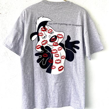 Vintage Pepe Le Pew Warner Bros Studio Store Tshirt 