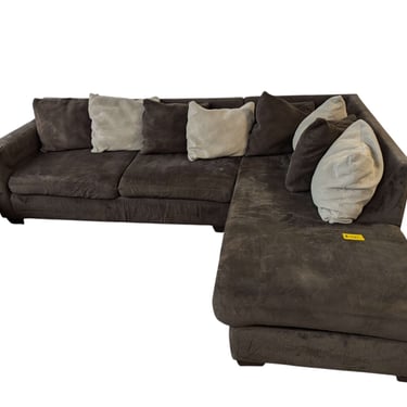 Brown Chaise Sectional w/ Brown & Light Brown Pillows