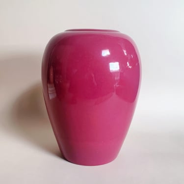 HAEGER CHERRY VASE 