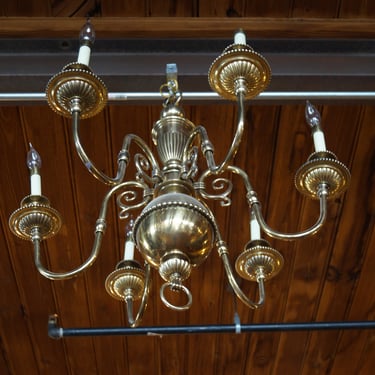 6 Light Brass Chandelier w Decorative Candle Dishes