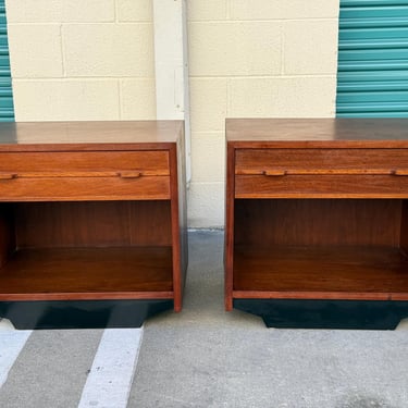 Pair of Nightstands by John Kapel for Glenn of California 