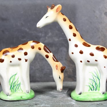 FOR GIRAFFE LOVERS! Giraffe Salt & Pepper Shakers | Vintage Ceramic Giraffe Salt and Pepper Shakers | 1950s Made in Japan 