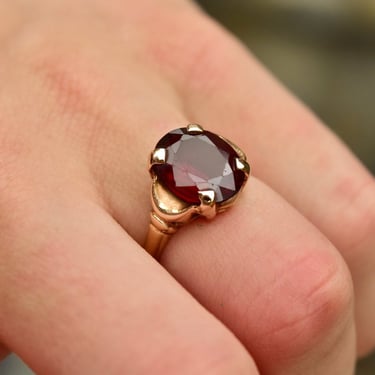 Vintage 14K Gold Ruby Red Gemstone Cocktail Ring, Oval-Cut Ruby/Garnet, Yellow Gold Setting, Size 7 3/4 US 