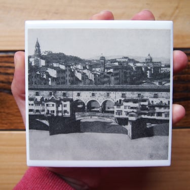 1940 Ponte Vecchio Vintage Photo Coaster. Florence Gift. Italy Coaster. Italian Decor. Florence Souvenier. Italian Architecture Gift. 