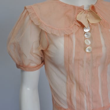 vintage 1930s sheer peach mesh dress w/ collar and pleating XS/S 