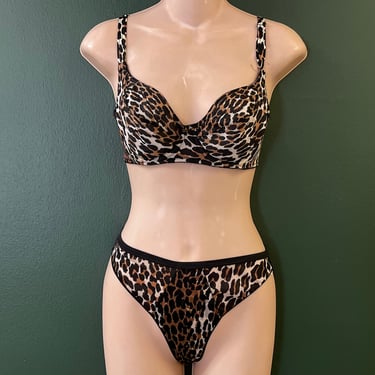 vintage vanity fair leopard bra and panties set small 