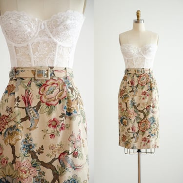 cute cottagecore skirt 80s 90s vintage beige linen floral bird chinoiserie knee length pencil skirt 