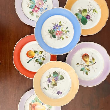Vintage Fruit and Floral Scalloped Plates. 