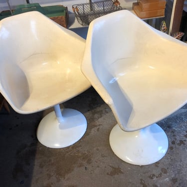 Pair of Vintage Fiberglass Chairs 