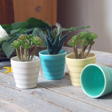 Vintage ceramic seedling pots / set of 4 vintage small flower pots / ceramic planters / succulent pot / cottage garden / herb planters 