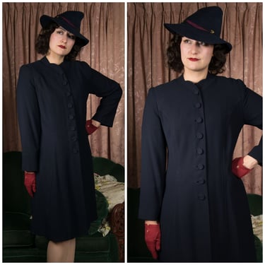 1940s Coat - Fantastic Lightweight Navy Blue Early 40s Lightweight Tailored Wool Crepe Coat 