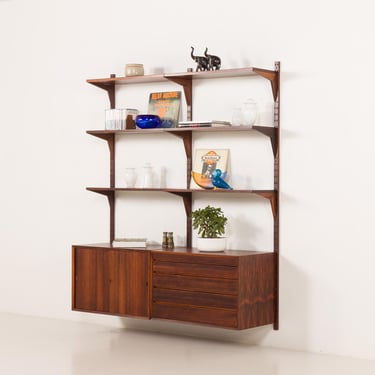 Poul Cadovius two bay rosewood wall unit for Cado, 1960s 