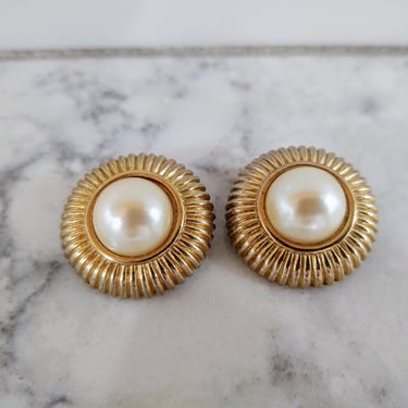 Vintage White Faux Cabochon Pearl Round Gold Tone Clip on Earrings by St. John 