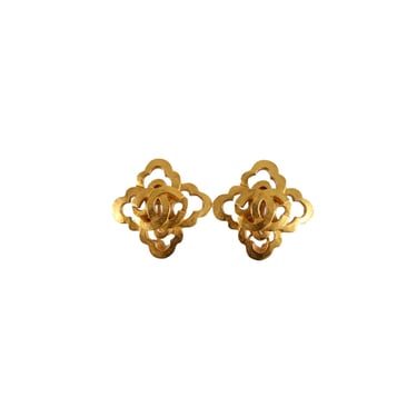 Chanel Gold Floral Pendant Earrings