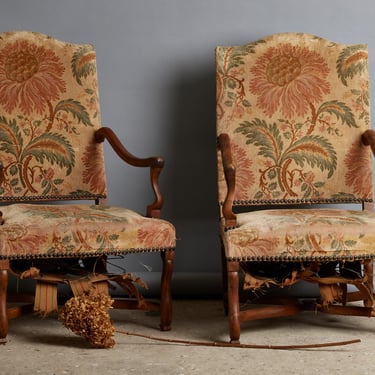 Pair of 18th Century French Beechwood Armchairs