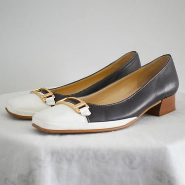 1980s/90s Amalfi by Rangoni Navy and White Leather Flats 