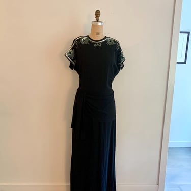 Beautiful repro 1940s blk rayon goddess style dress-size M/L 