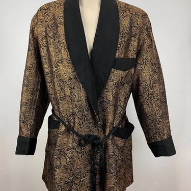 1950'S PAISLEY Lounge Robe - Gold with Silver Metallic Woven Fabric - Black Rayon Shawl Collar, Cuffs & Pocket Details - Men's Size Large 