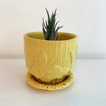 Vintage McCoy Style Yellow Planter Brush Attached Saucer Mid-Century Pottery Pot USA 1950s 