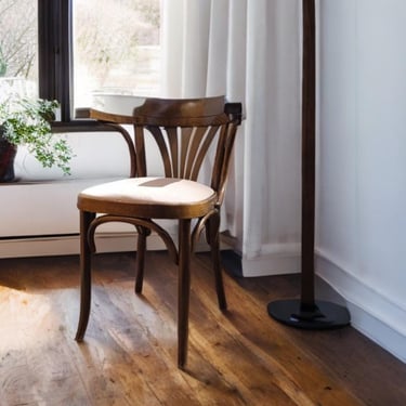 Vintage Thonet Bentwood Armchair, French Bistro chair, Restored Upholstery, Mid-Century Modern Accent Seating 
