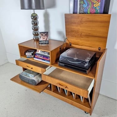 Danish Modern Teak Record Player Stand / Media Cabinet