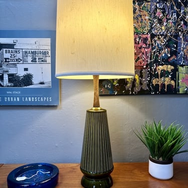 Mid Century Glazed Ceramic Table Lamp in Green