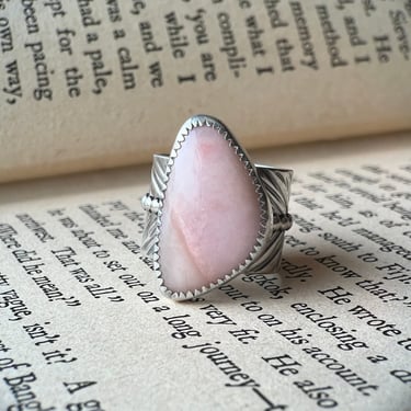 Sagitta Silver Thick Band - Pink Opal - Size 4.75