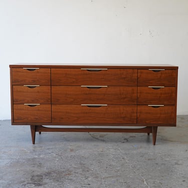 Restored Mid Century Modern Kent Coffey Tableau  Dresser Credenza 