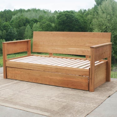 NtRnS1a, Solid Hardwood Platform Bed with Pull Lift Trundle,  arm rests and sleigh backboard optional with NtRnS1 or NtRnS1s, natural color 