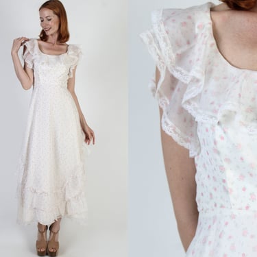 Rose Print Historical Period Dress / 70s Prairie Saloon Prom Gown / White Peasant Full Lace Bustle / Old Fashion Wedding Maxi 