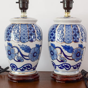 Vintage Blue and White Lamps. Pair of Chinoiserie Table Lamps. Small Porcelain Accent Lamps 