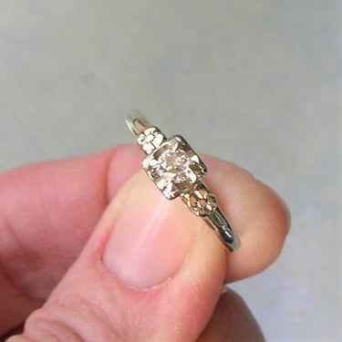 Vintage 1940's 14K White Gold Diamond Ring, Vintage White Gold Diamond Ring, Vintage 14K Gold and Diamond Ring (#4093) 