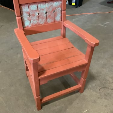 Distressed Colored Chair (WH)