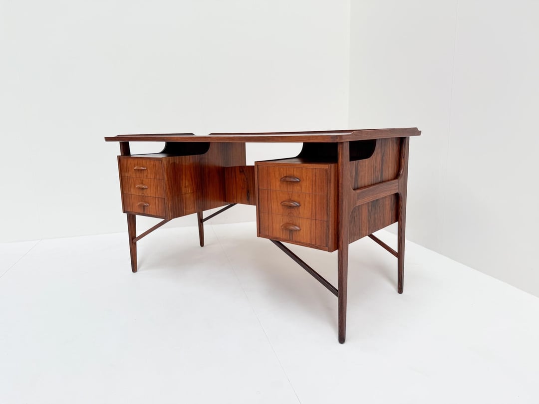 Svend Aage Madsen Danish Vintage Rosewood Desk – 1960s Mid-Century ...
