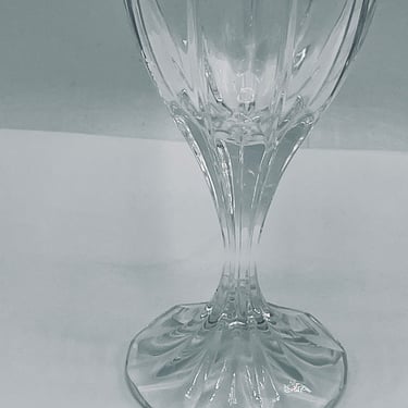 MIKASA BERKELEY Crystal 7 1/4” Vertical Cut Water/Wine Goblet 